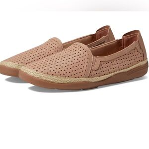 Clarks Espadrille Slip On Elaina Ruby Comfort Loafer Warm Beige Size 7.5